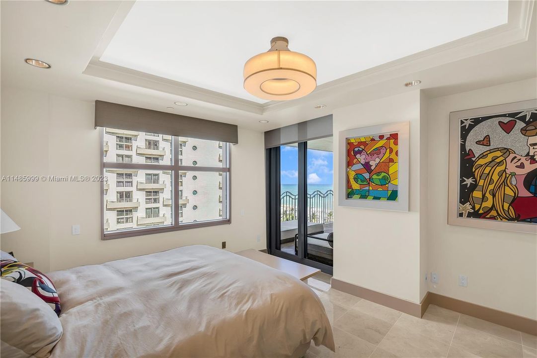 For Sale: $2,400,000 (2 beds, 2 baths, 1530 Square Feet)