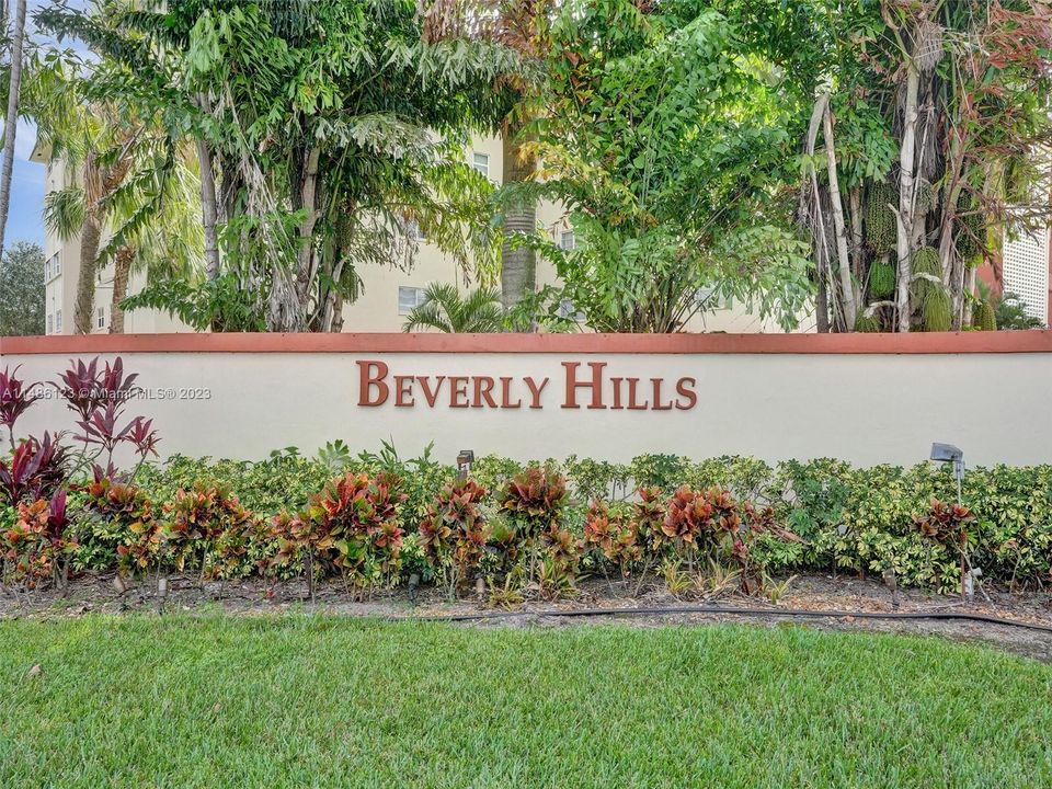 Recently Sold: $179,000 (2 beds, 1 baths, 880 Square Feet)