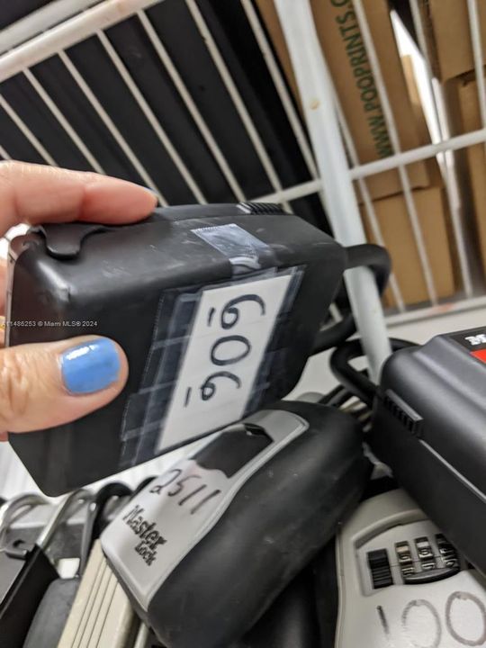 Недавно продано: $420,000 (1 спален, 1 ванн, 750 Квадратных фут)