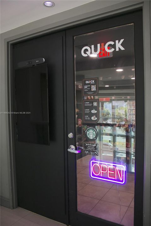 Недавно продано: $420,000 (1 спален, 1 ванн, 750 Квадратных фут)