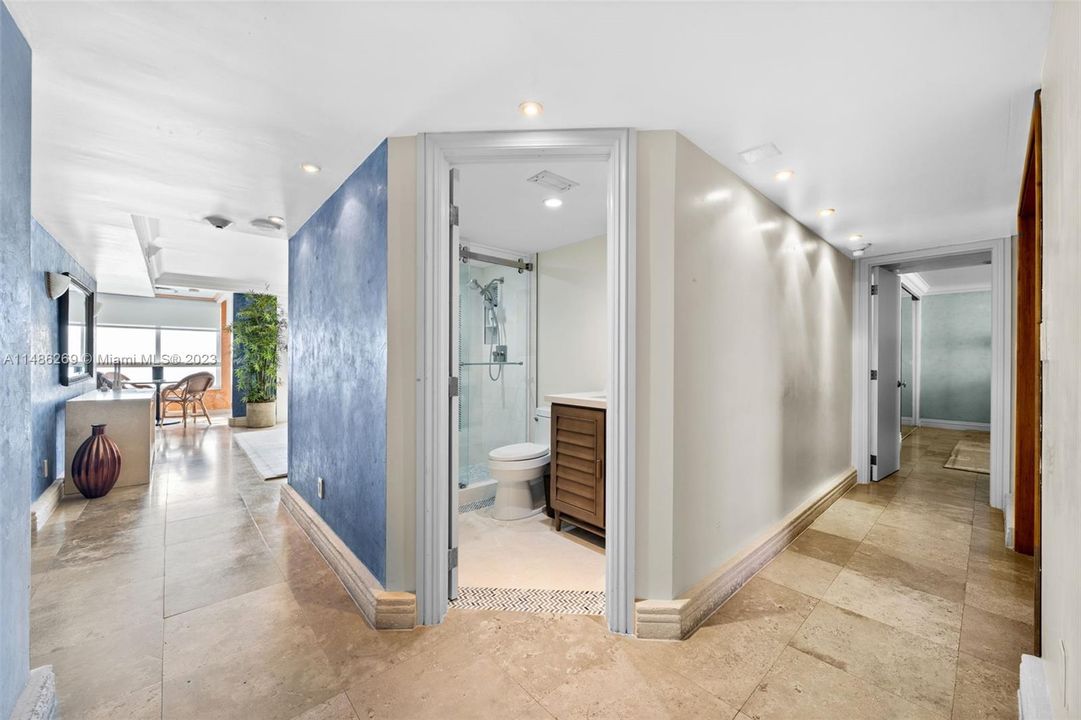 Recently Sold: $2,650,000 (3 beds, 3 baths, 1772 Square Feet)