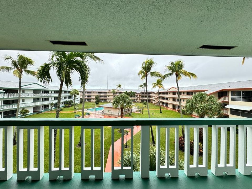 Recently Sold: $149,900 (1 beds, 1 baths, 720 Square Feet)