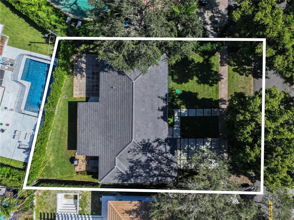 Недавно продано: $1,875,000 (3 спален, 2 ванн, 1780 Квадратных фут)