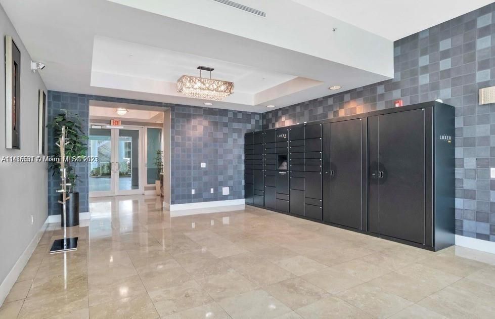 Недавно продано: $385,000 (2 спален, 2 ванн, 1743 Квадратных фут)