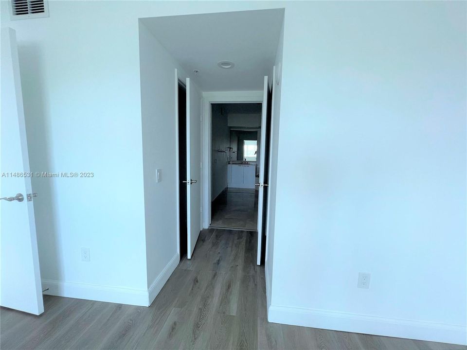 Недавно продано: $385,000 (2 спален, 2 ванн, 1743 Квадратных фут)