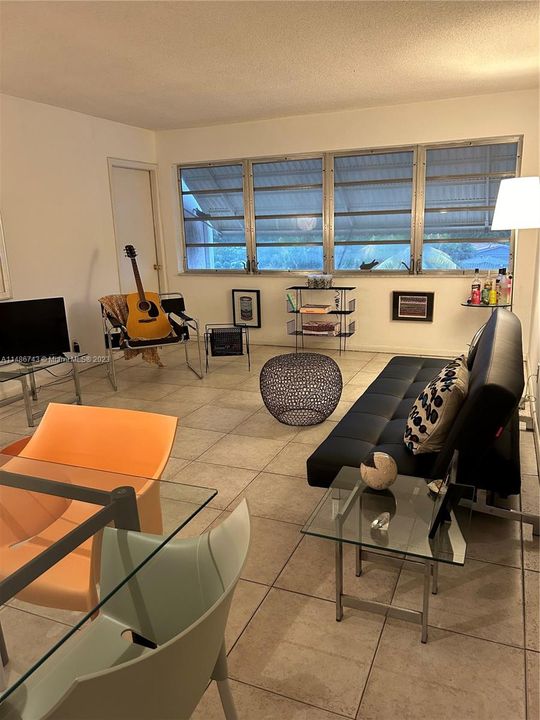 Recently Sold: $132,500 (1 beds, 1 baths, 770 Square Feet)