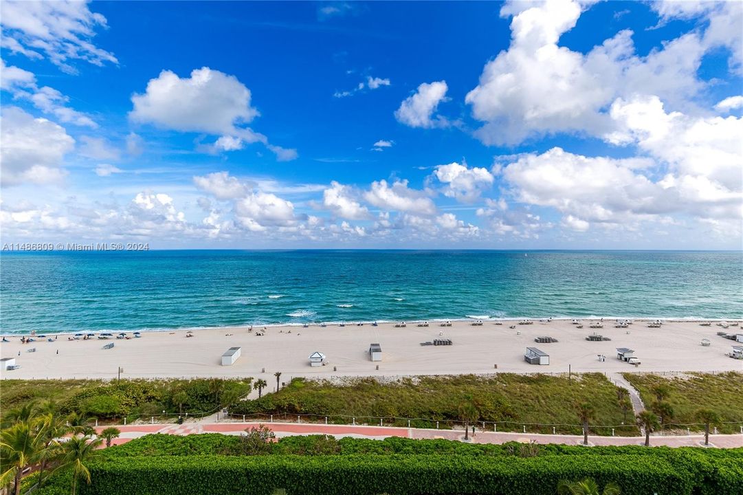 Recently Sold: $4,995,000 (3 beds, 3 baths, 2959 Square Feet)
