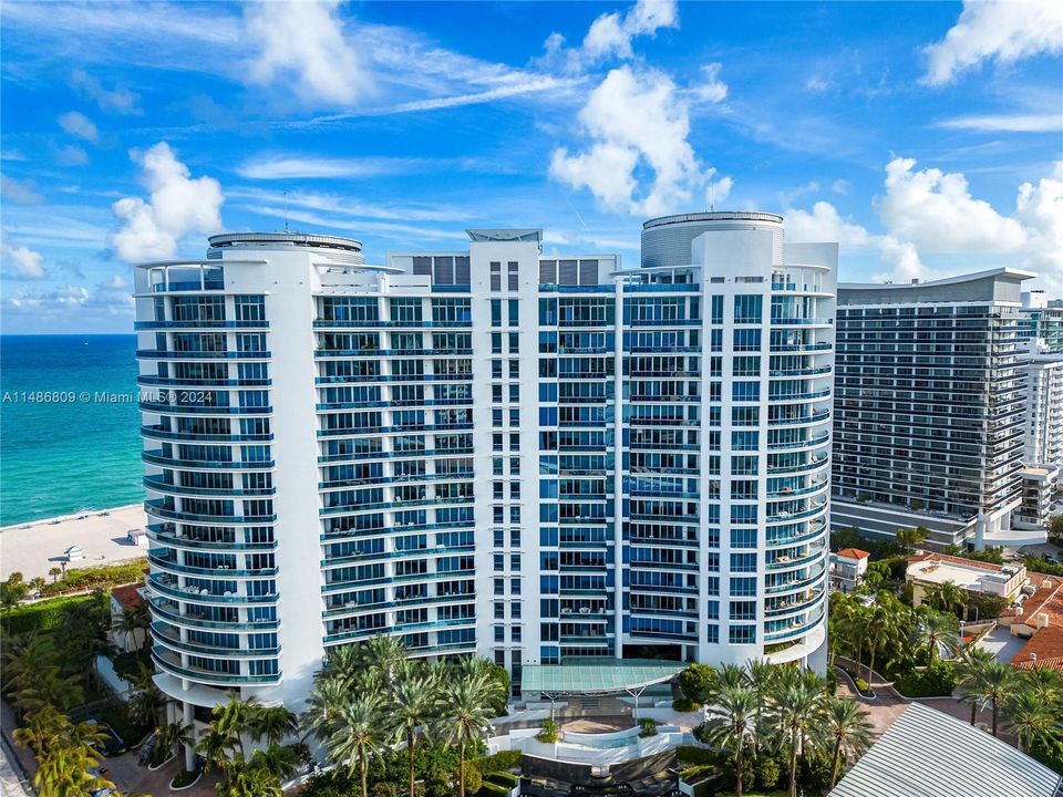 Active With Contract: $4,995,000 (3 beds, 3 baths, 2959 Square Feet)