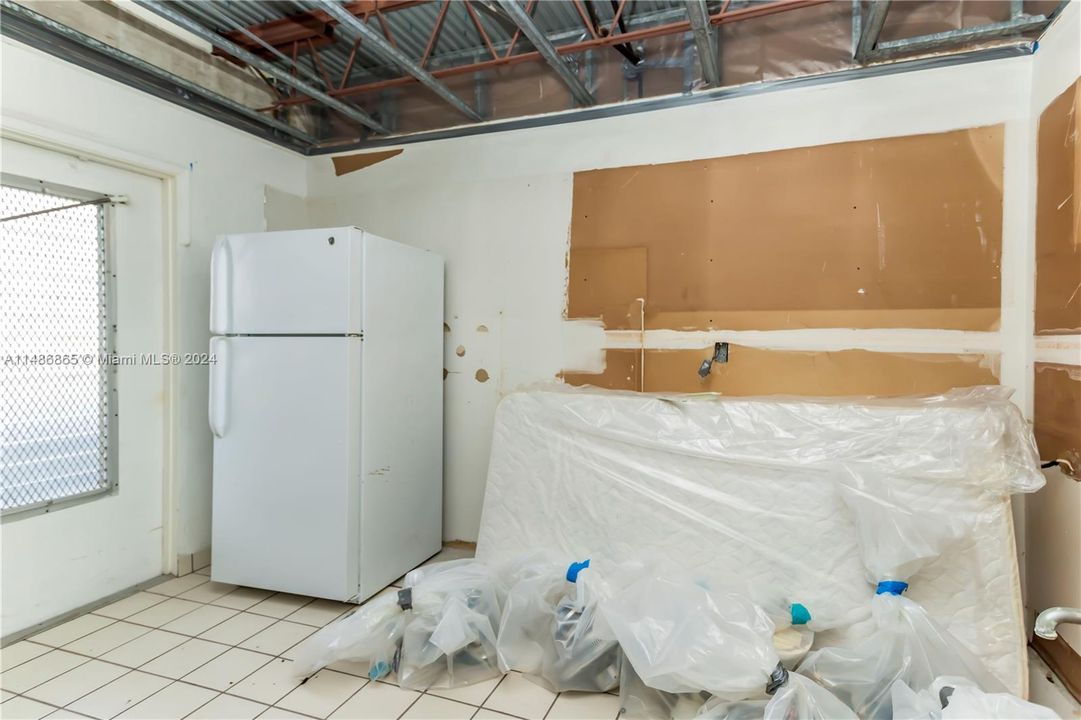 Recently Sold: $155,000 (2 beds, 2 baths, 1027 Square Feet)