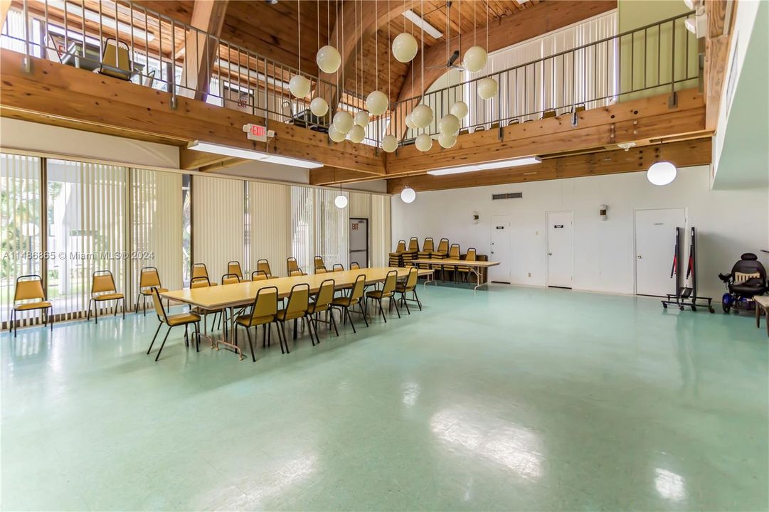 Recently Sold: $155,000 (2 beds, 2 baths, 1027 Square Feet)