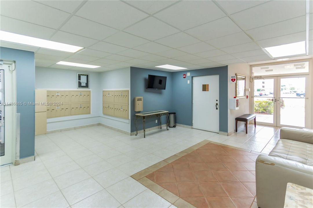 Recently Sold: $155,000 (2 beds, 2 baths, 1027 Square Feet)