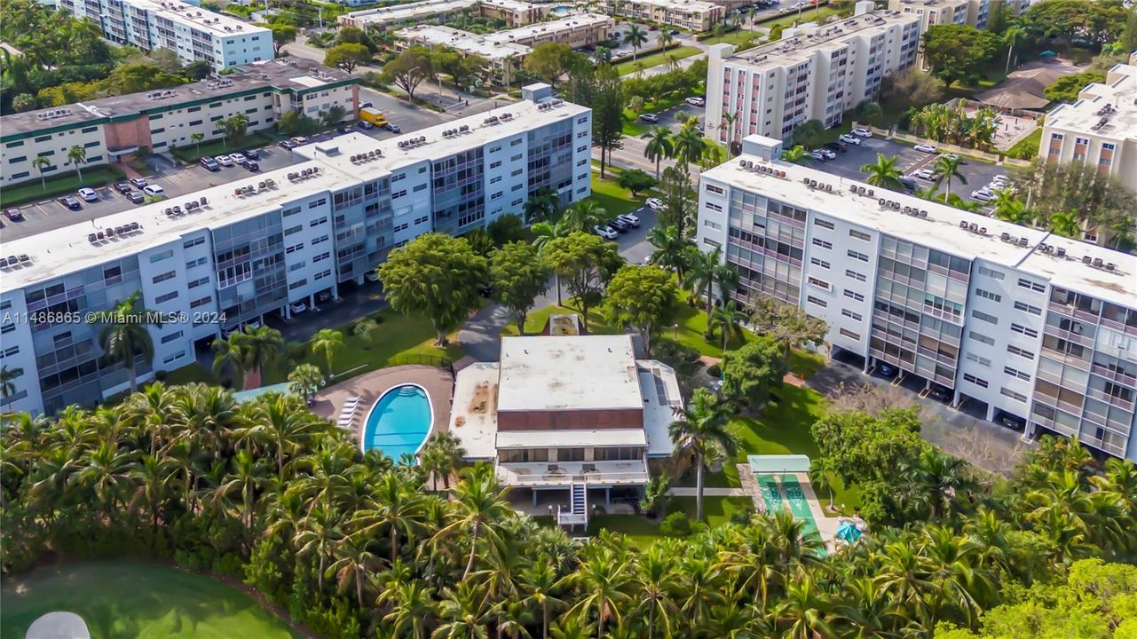 Recently Sold: $155,000 (2 beds, 2 baths, 1027 Square Feet)