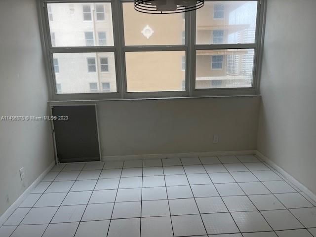 Recently Rented: $3,200 (2 beds, 2 baths, 1440 Square Feet)