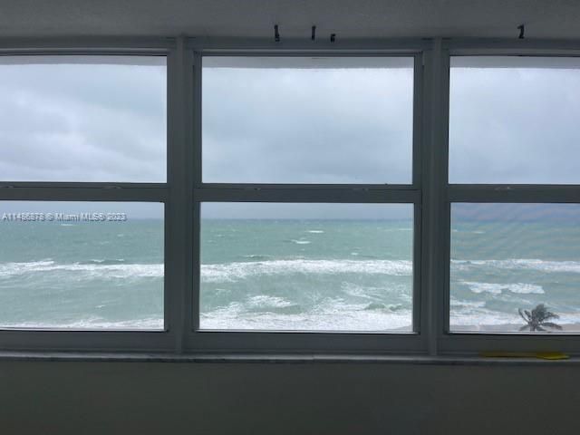 Recently Rented: $3,200 (2 beds, 2 baths, 1440 Square Feet)