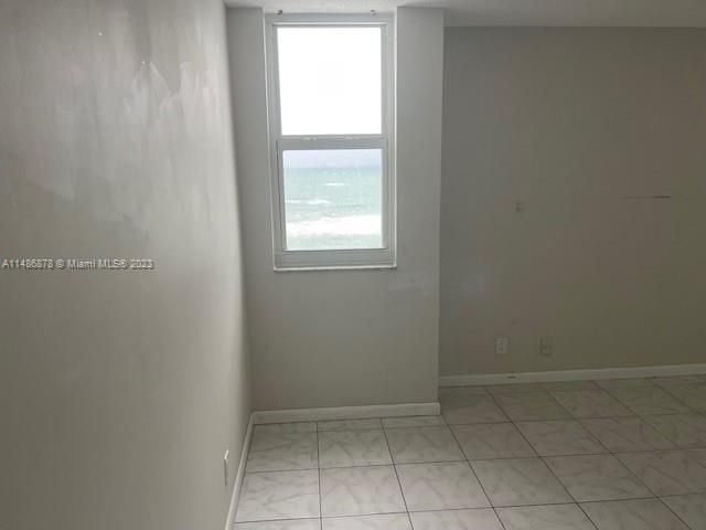 Recently Rented: $3,200 (2 beds, 2 baths, 1440 Square Feet)