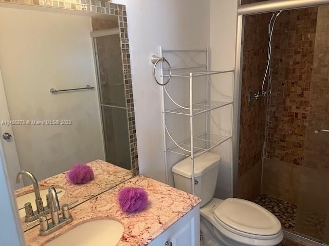 Recently Rented: $3,200 (2 beds, 2 baths, 1440 Square Feet)