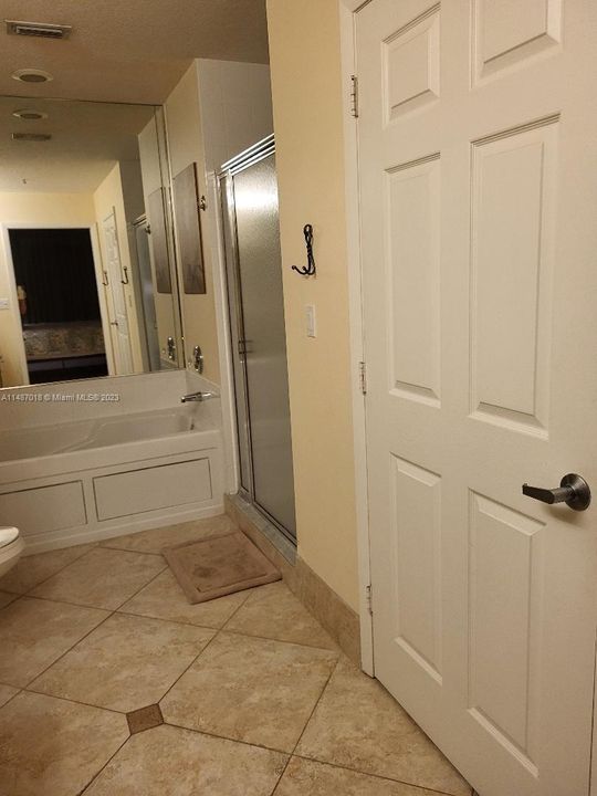 最近租的: $3,250 (2 贝兹, 2 浴室, 1405 平方英尺)