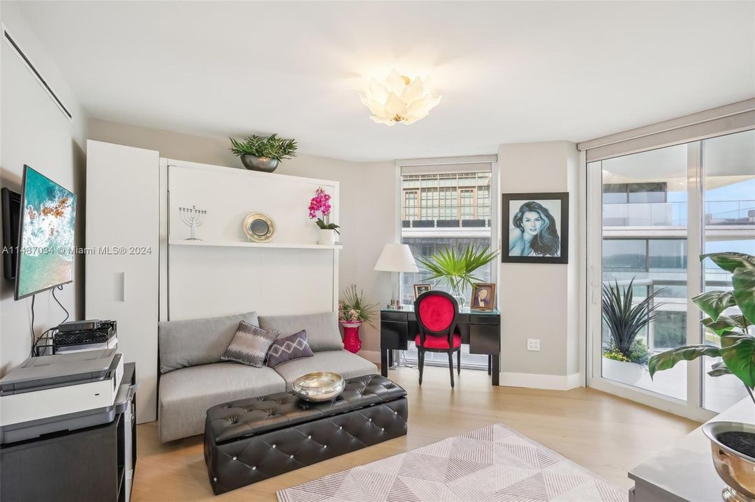 Recently Sold: $2,779,000 (2 beds, 2 baths, 1690 Square Feet)