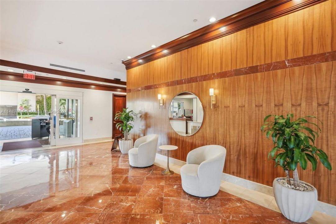 Recently Sold: $2,779,000 (2 beds, 2 baths, 1690 Square Feet)