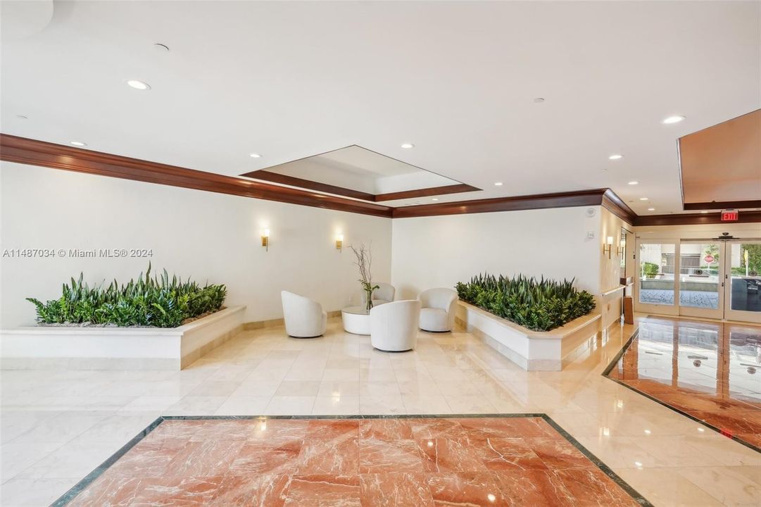 Recently Sold: $2,779,000 (2 beds, 2 baths, 1690 Square Feet)