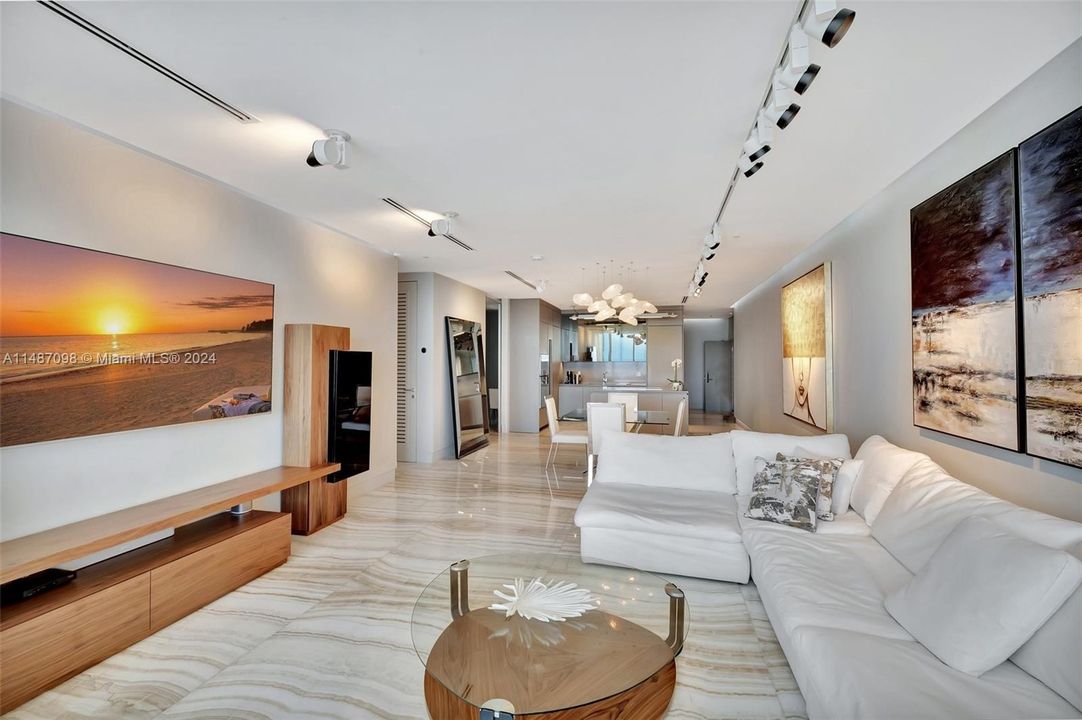 For Sale: $3,895,000 (3 beds, 3 baths, 2053 Square Feet)