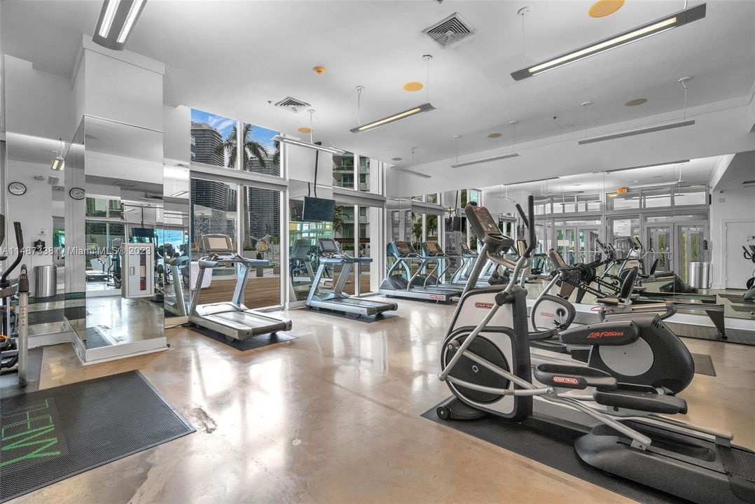 最近售出: $860,000 (3 贝兹, 3 浴室, 1683 平方英尺)