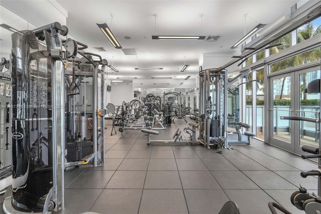 最近售出: $860,000 (3 贝兹, 3 浴室, 1683 平方英尺)