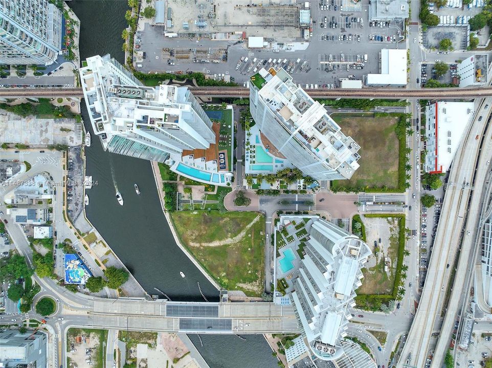 最近售出: $860,000 (3 贝兹, 3 浴室, 1683 平方英尺)