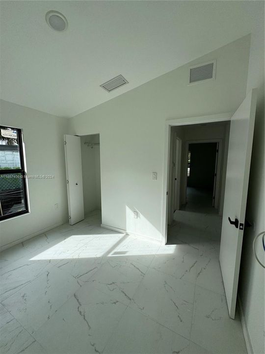 Recently Sold: $549,000 (3 beds, 2 baths, 1200 Square Feet)