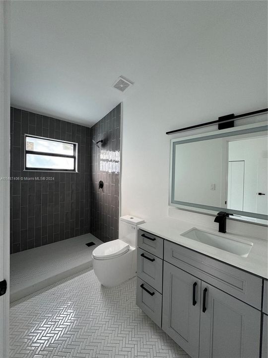 Recently Sold: $549,000 (3 beds, 2 baths, 1200 Square Feet)