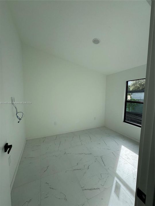 Recently Sold: $549,000 (3 beds, 2 baths, 1200 Square Feet)