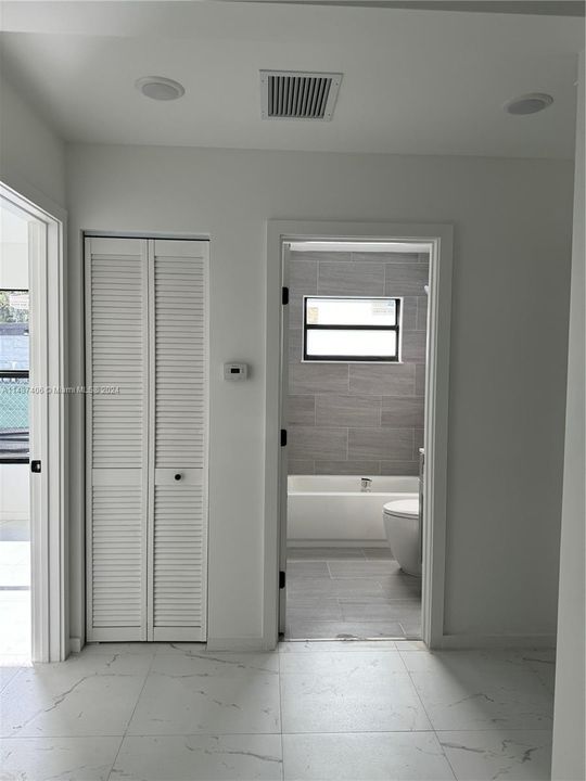 Recently Sold: $549,000 (3 beds, 2 baths, 1200 Square Feet)