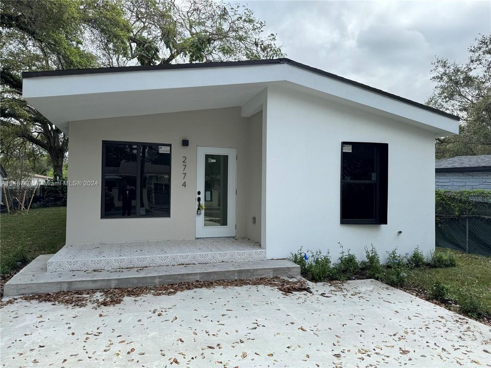 Recently Sold: $549,000 (3 beds, 2 baths, 1200 Square Feet)