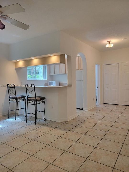 For Sale: $249,000 (0 beds, 1 baths, 440 Square Feet)