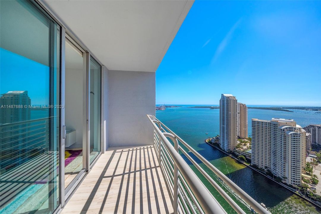 Vendido Recientemente: $675,000 (2 camas, 2 baños, 1145 Pies cuadrados)