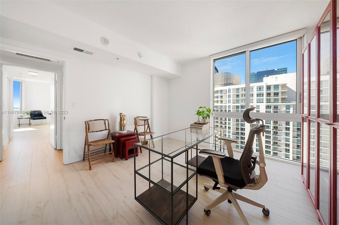 Vendido Recientemente: $675,000 (2 camas, 2 baños, 1145 Pies cuadrados)