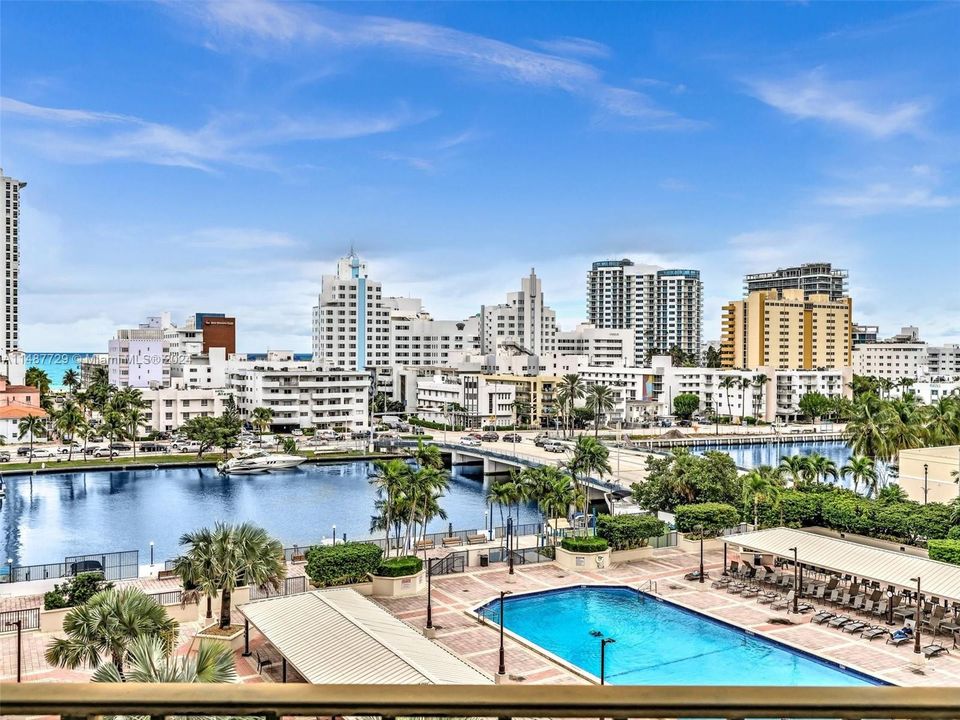 For Sale: $1,350,000 (2 beds, 2 baths, 1670 Square Feet)