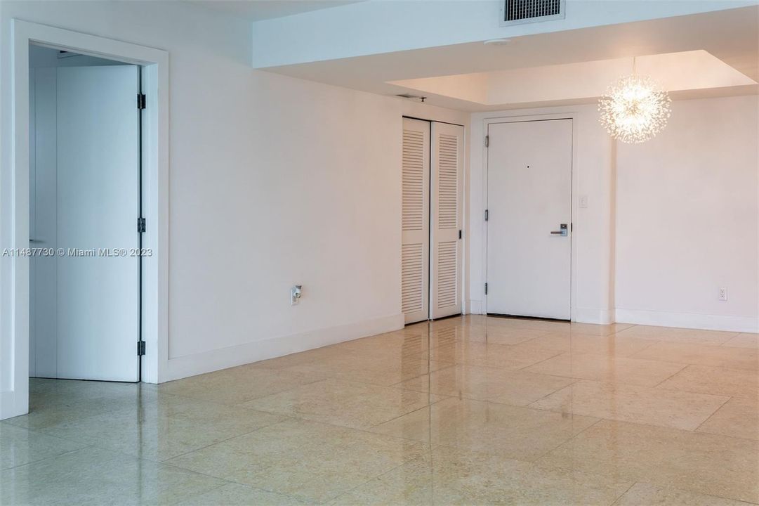 Recently Rented: $6,250 (3 beds, 2 baths, 1234 Square Feet)