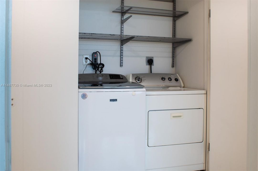 Recently Rented: $6,250 (3 beds, 2 baths, 1234 Square Feet)