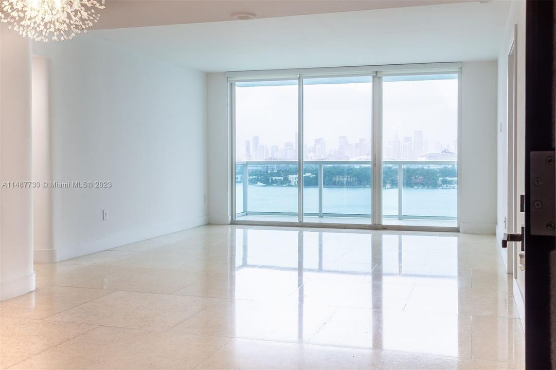 Recently Rented: $6,250 (3 beds, 2 baths, 1234 Square Feet)