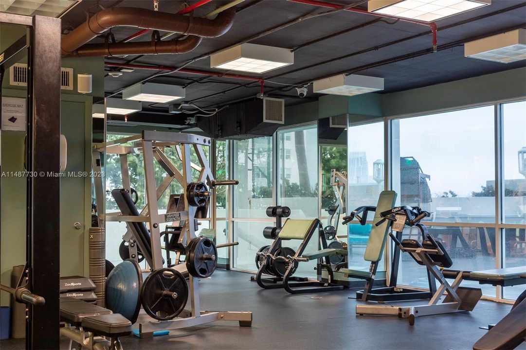 Recently Rented: $6,250 (3 beds, 2 baths, 1234 Square Feet)