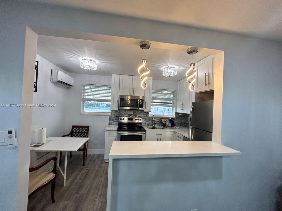 Recently Sold: $138,000 (1 beds, 1 baths, 525 Square Feet)