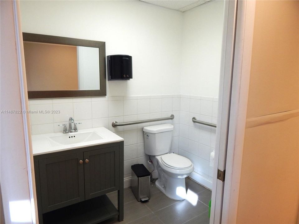 Recently Rented: $2,250 (0 beds, 0 baths, 0 Square Feet)