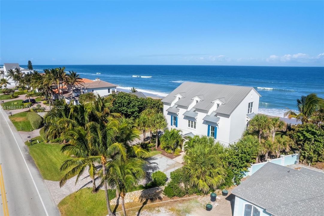 Recently Sold: $3,890,000 (3 beds, 3 baths, 0 Square Feet)