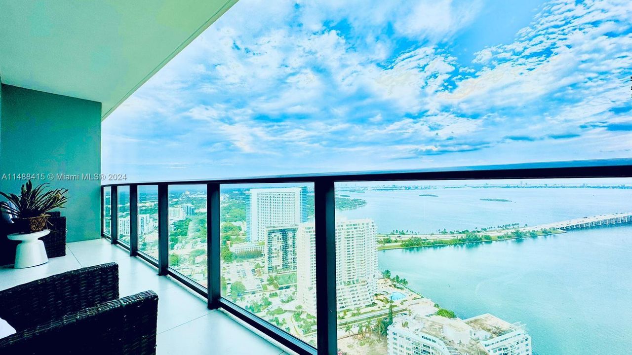 Recently Sold: $525,000 (1 beds, 1 baths, 622 Square Feet)