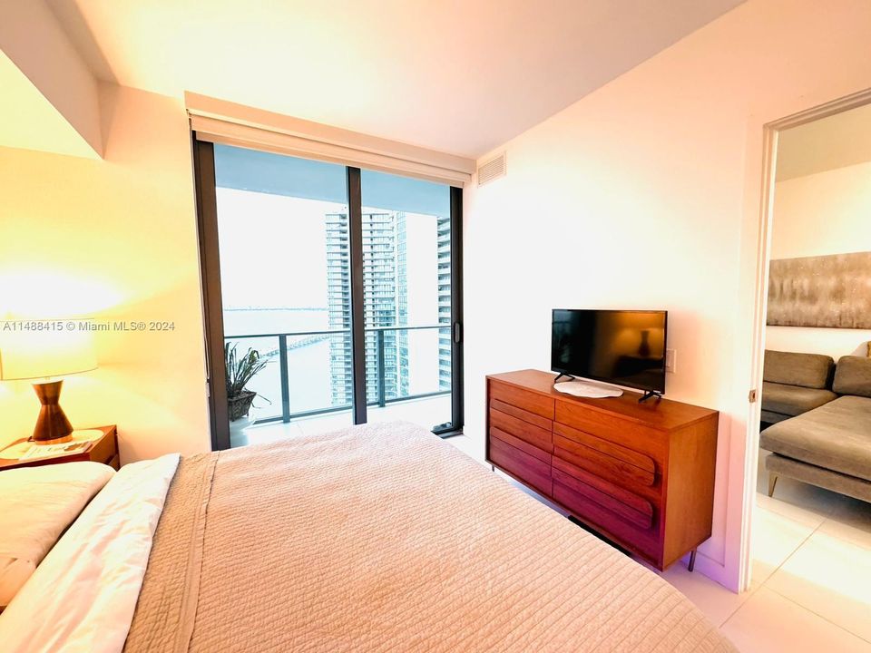 Recently Sold: $525,000 (1 beds, 1 baths, 622 Square Feet)