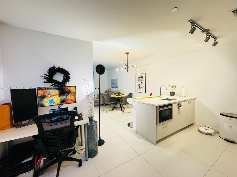 Recently Sold: $525,000 (1 beds, 1 baths, 622 Square Feet)