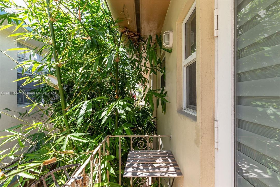 Недавно продано: $225,000 (0 спален, 1 ванн, 400 Квадратных фут)