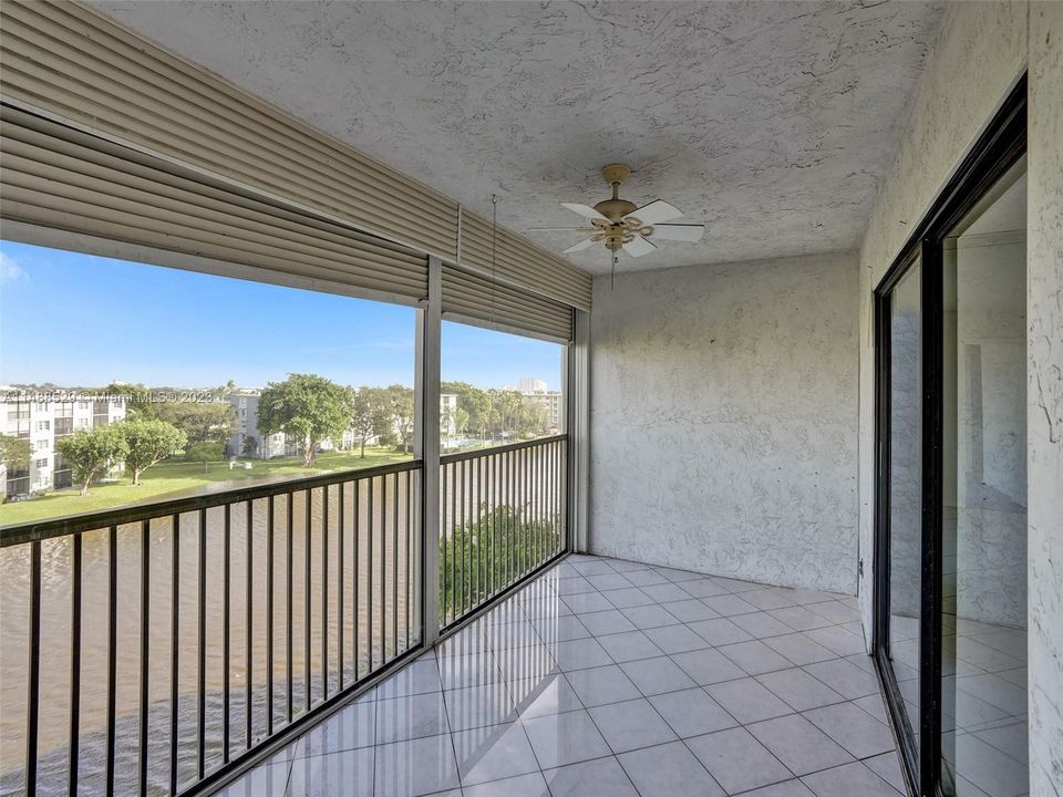 Recently Sold: $278,000 (2 beds, 2 baths, 1222 Square Feet)