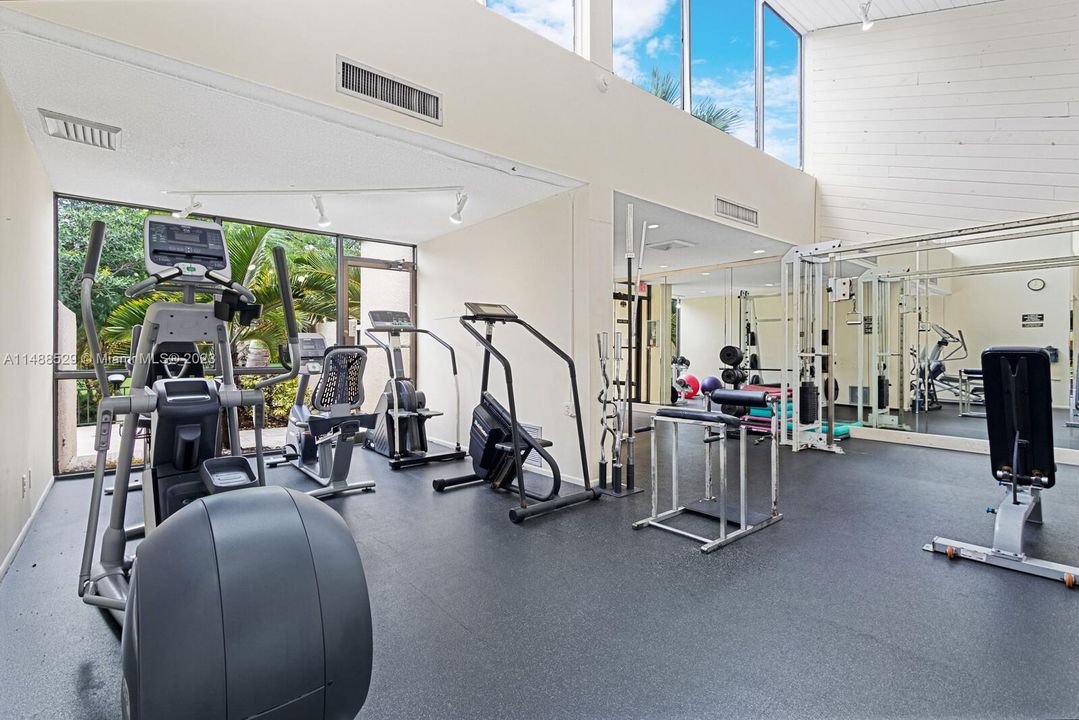 Recently Sold: $278,000 (2 beds, 2 baths, 1222 Square Feet)